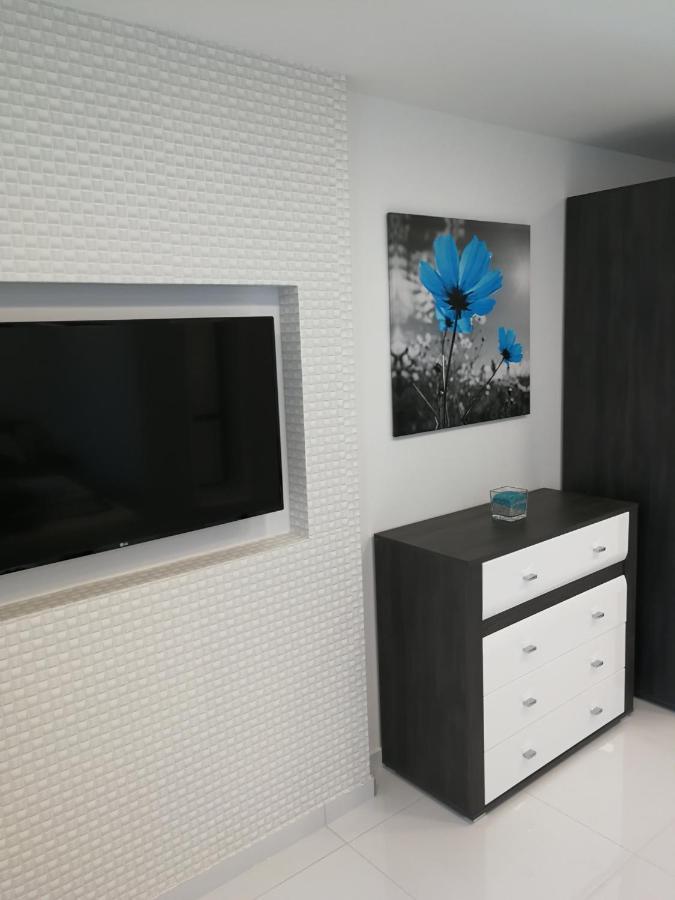 Aqua Solar Apartmanhaz Μίσκολτς Εξωτερικό φωτογραφία