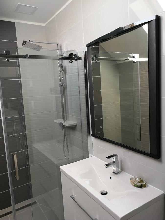 Aqua Solar Apartmanhaz Μίσκολτς Εξωτερικό φωτογραφία