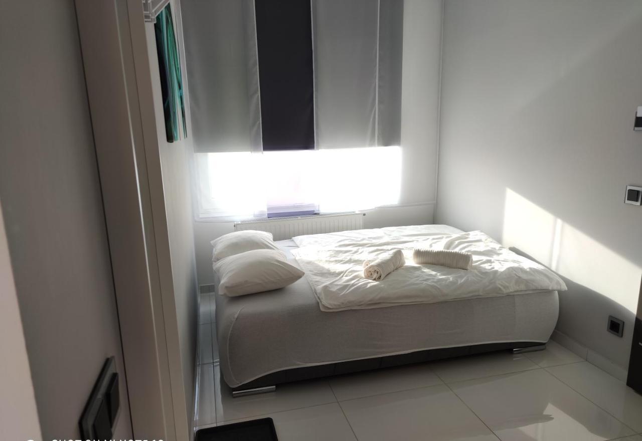 Aqua Solar Apartmanhaz Μίσκολτς Εξωτερικό φωτογραφία