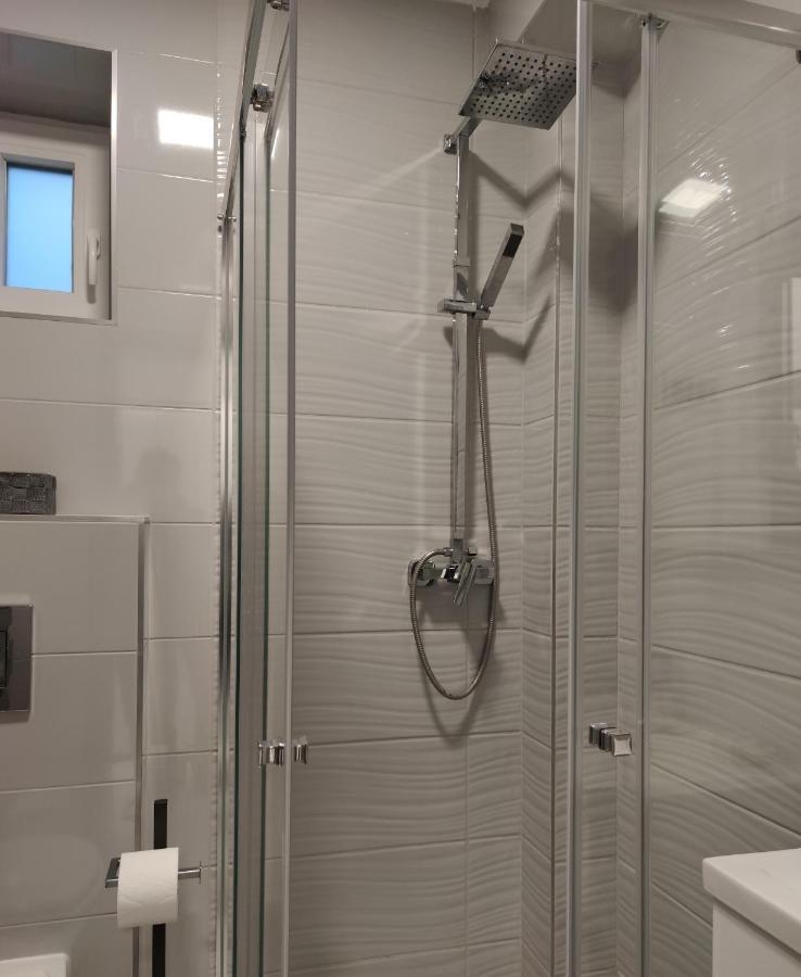 Aqua Solar Apartmanhaz Μίσκολτς Εξωτερικό φωτογραφία